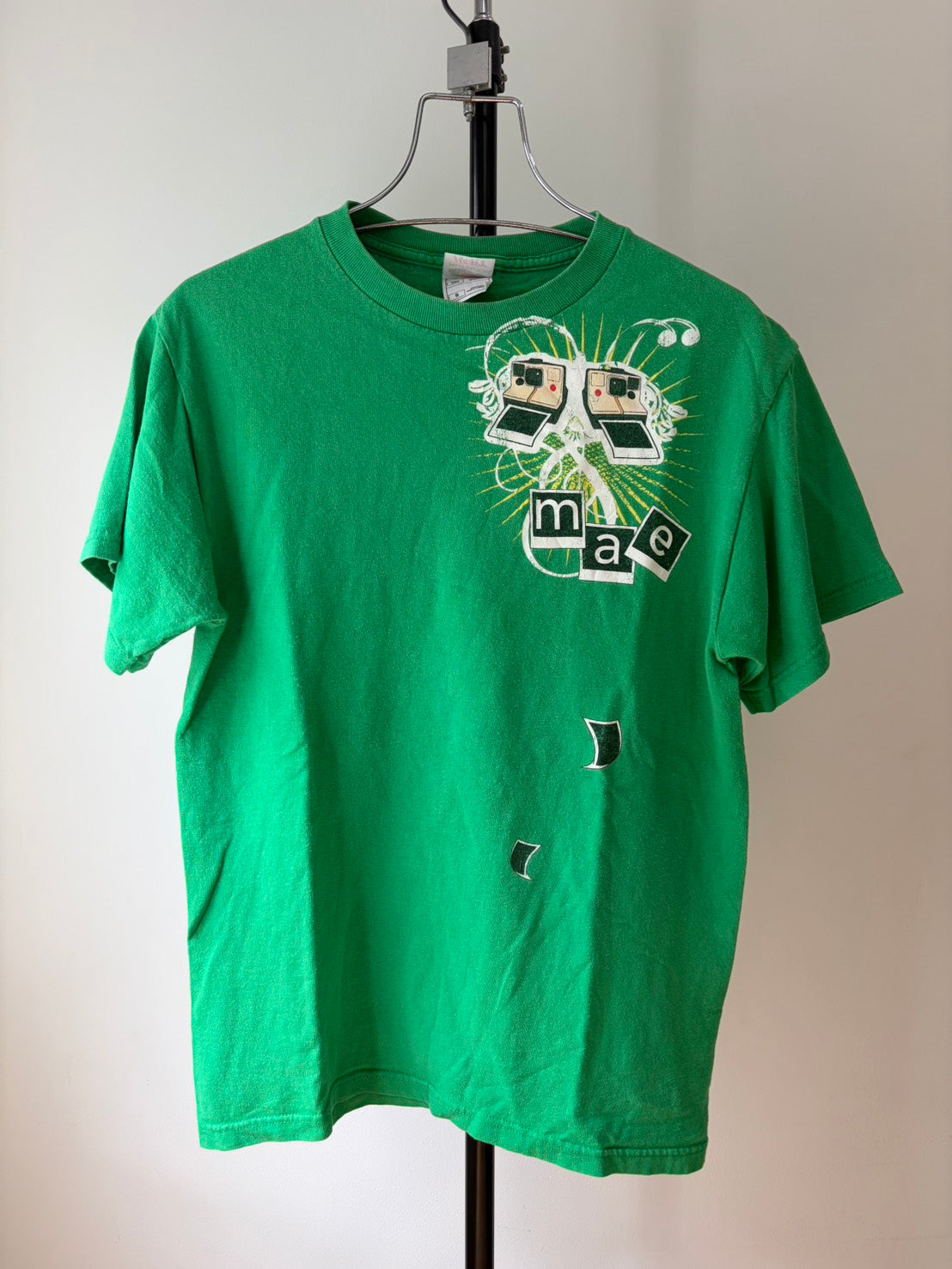 00s Mae Band Tee