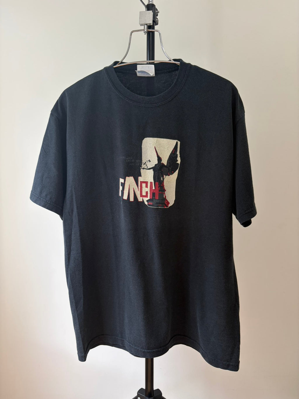 00s Finch Band Tee