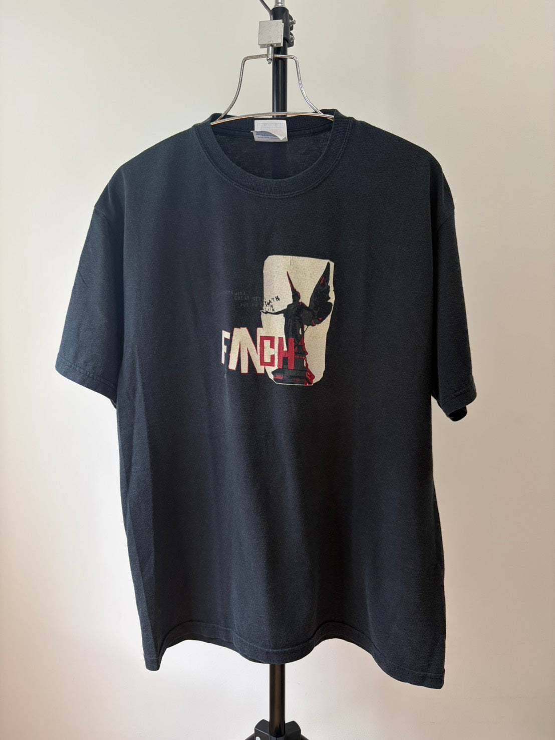 00s Finch Band Tee